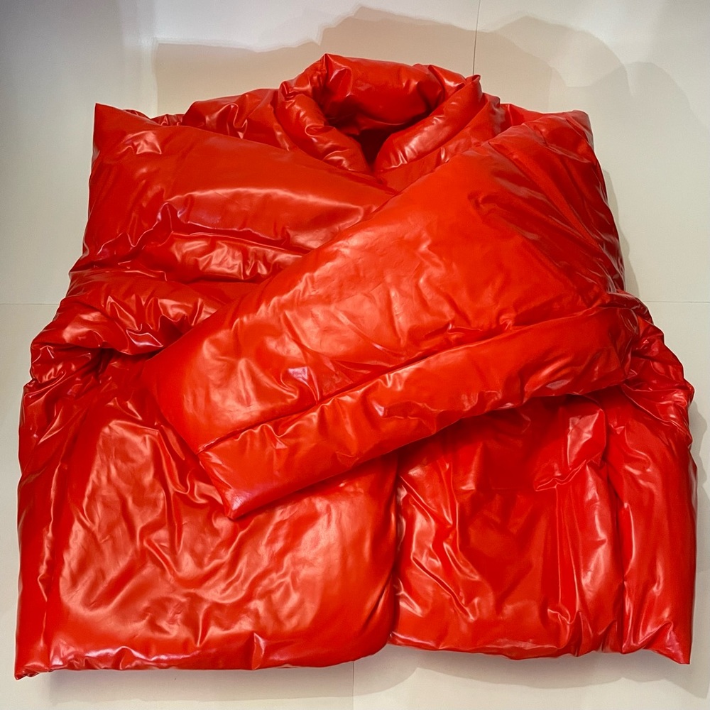YEEZY (YZY) GAP Round (Puffer) Jacket RED BRAND NEW (NWT) in Size XL